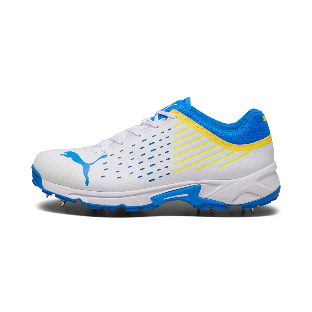 Puma cricket sale shoes rubber spikes