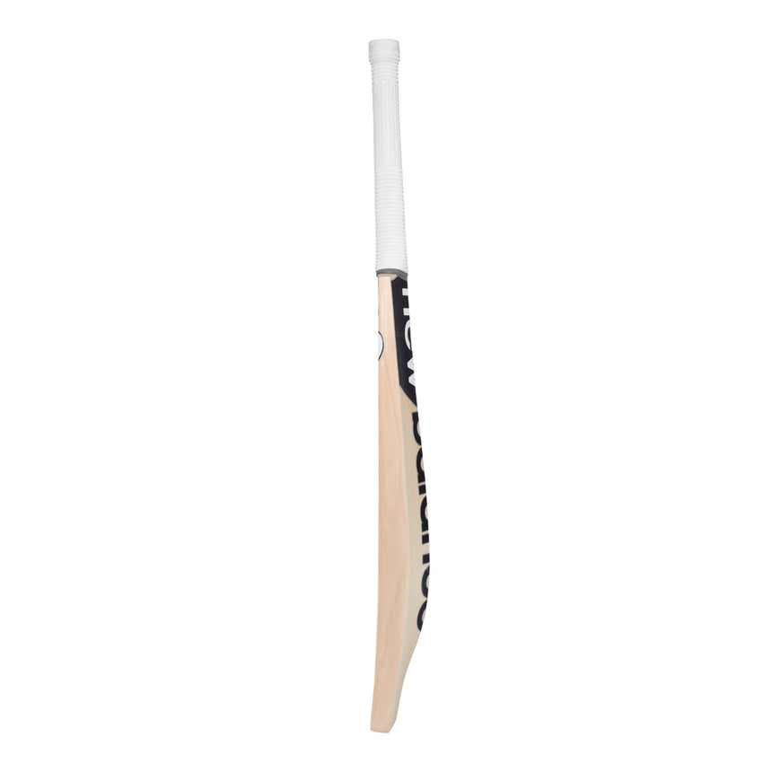 New Balance DC 1200 Pro Cricket Bat