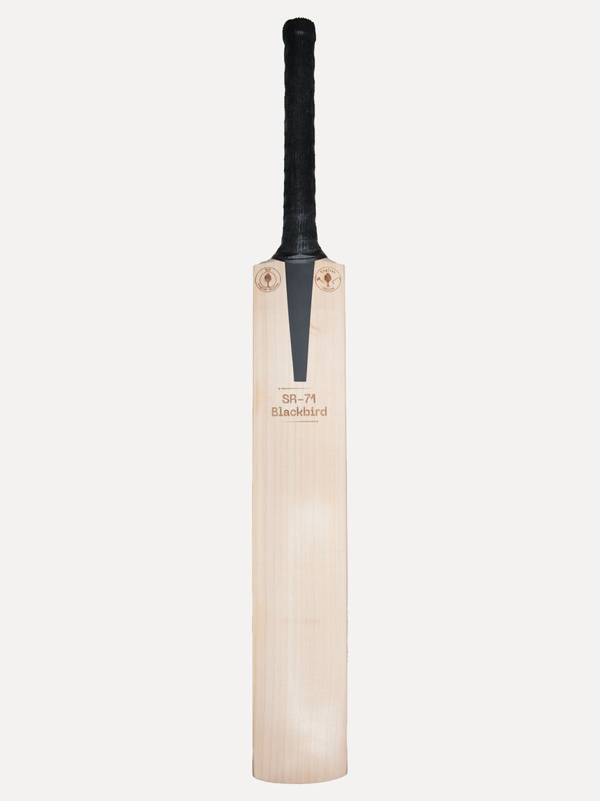 SR 71 Blackbird Grade 1 Junior Cricket Bat