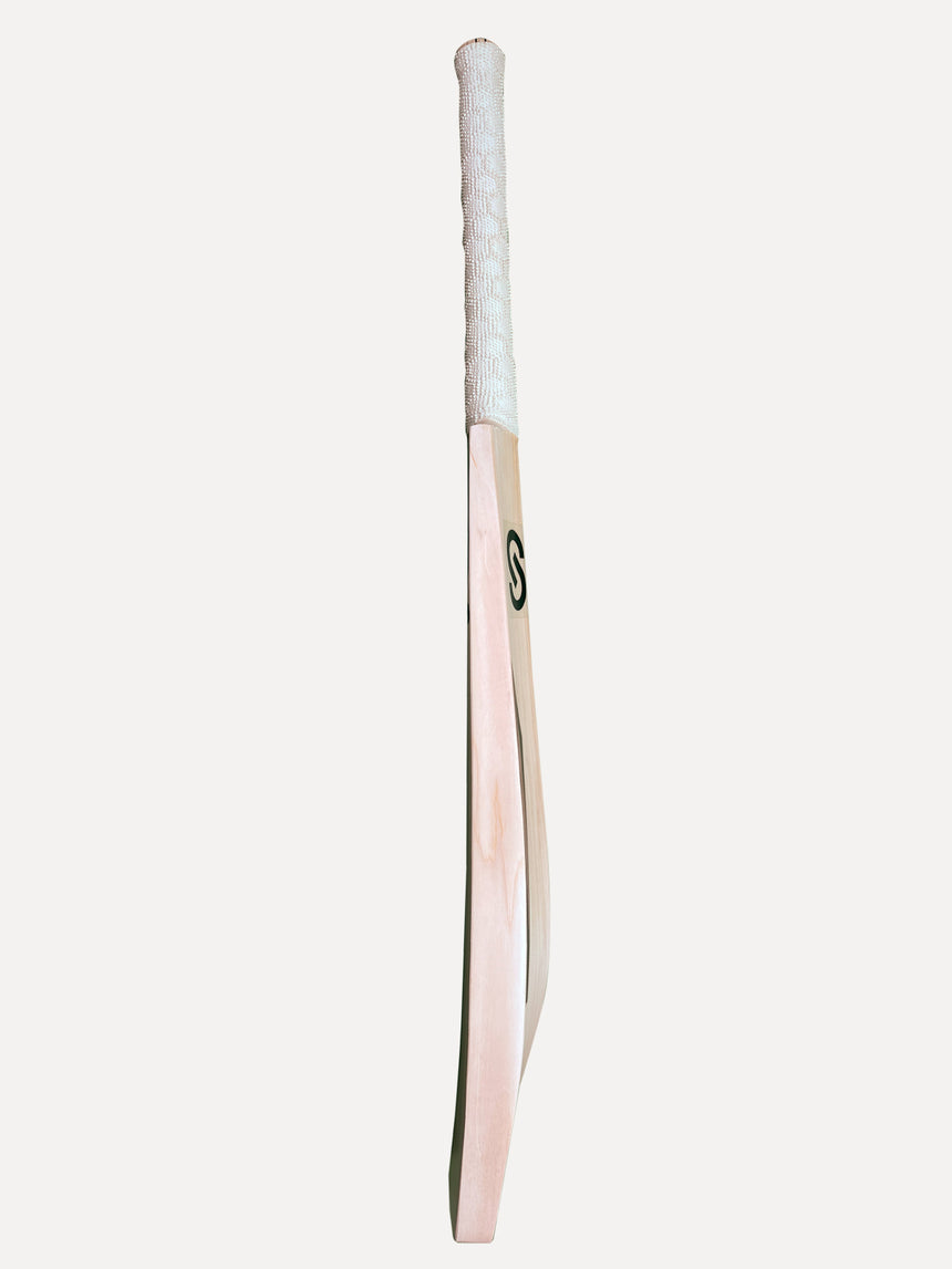 SR 72 Black Bird 3* Cricket Bat